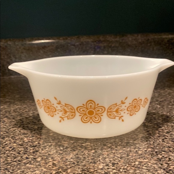 Pyrex 474 B 1 1/2 qt. Vintage Floral Pattern Mixing Bowl Made in USA - Picture 2 of 15